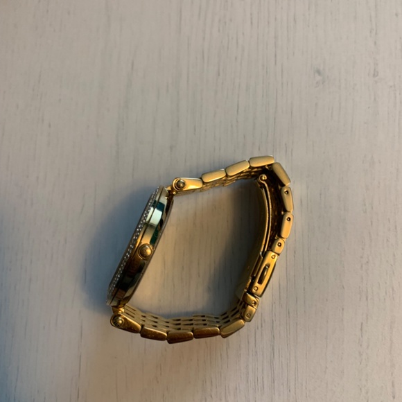 Watches - Picture 4 of 16